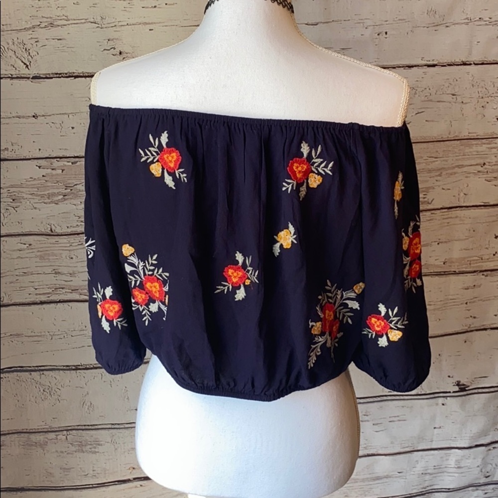 Addie Blue Floral Crop Top Large - Picture 5 of 11
